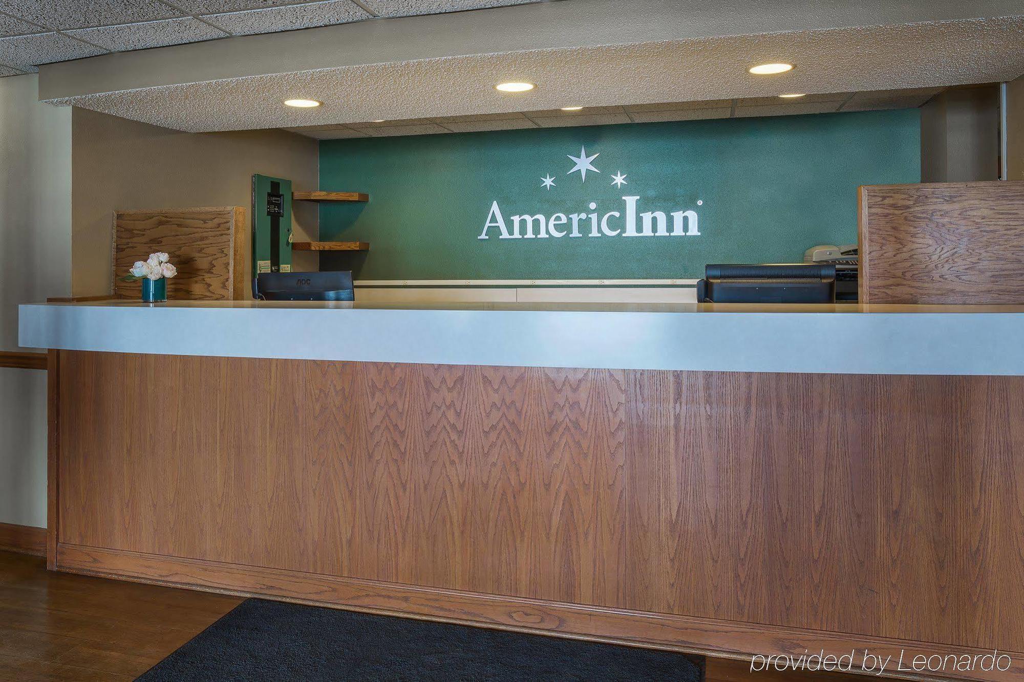 Americinn By Wyndham Hutchinson Εξωτερικό φωτογραφία